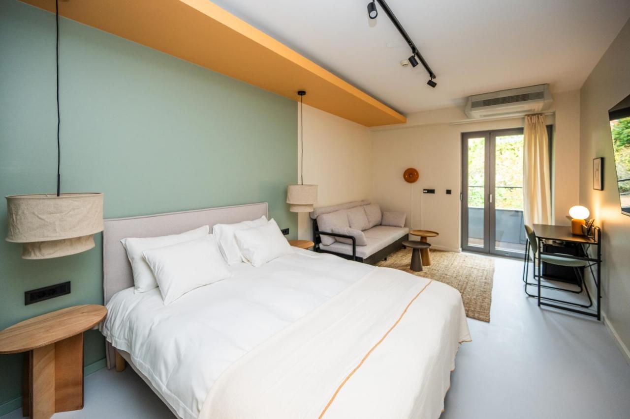 Design Rooms - Kvaternik Square ซาเกร็บ ภายนอก รูปภาพ