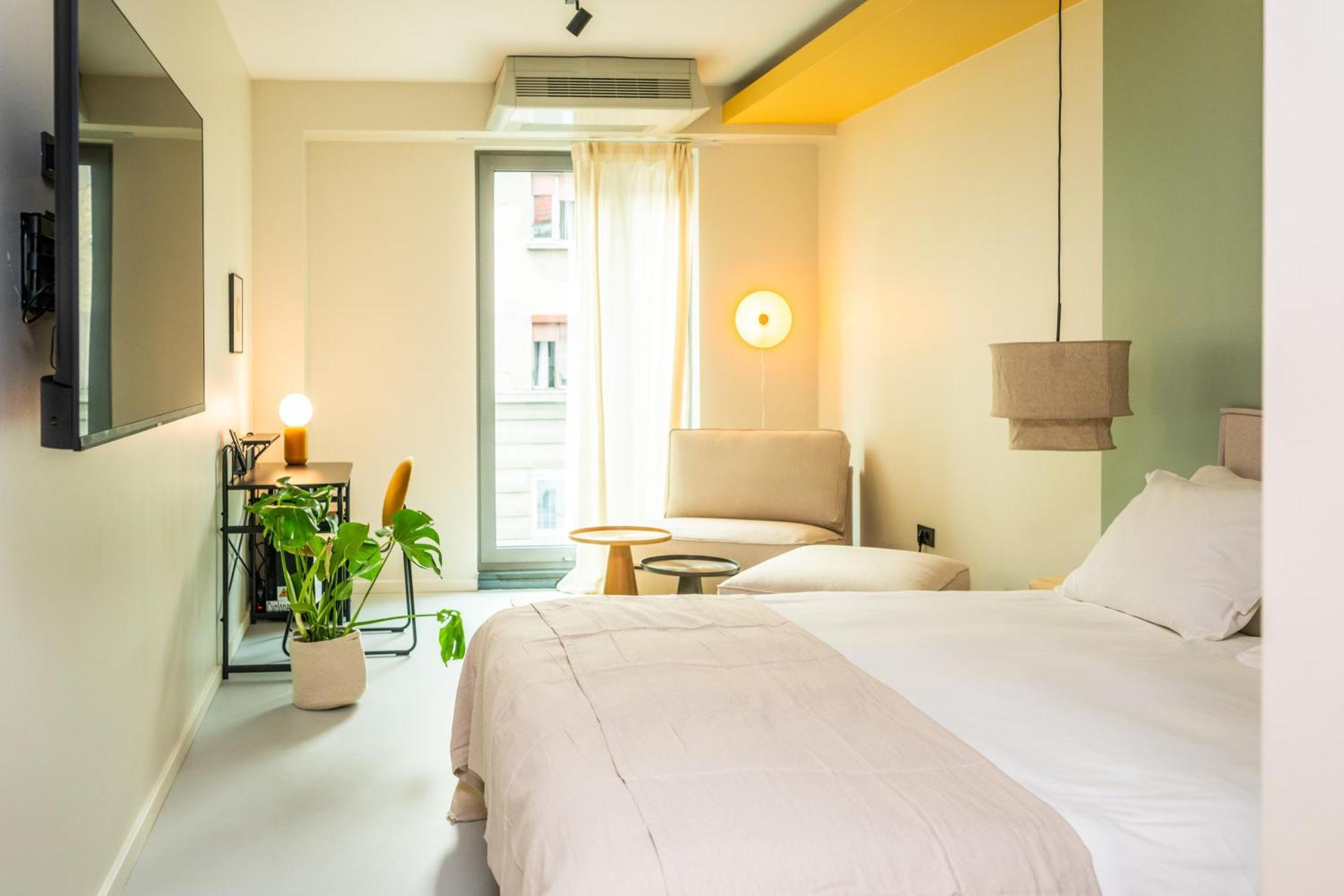 Design Rooms - Kvaternik Square ซาเกร็บ ภายนอก รูปภาพ
