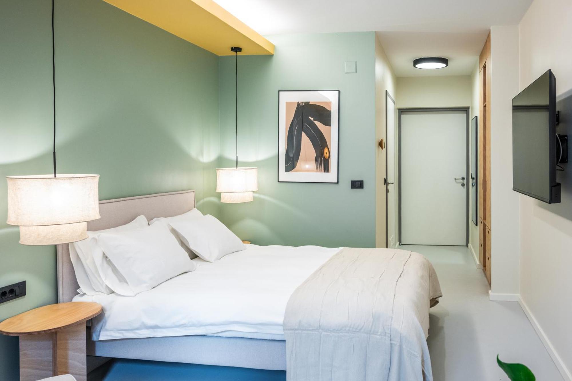 Design Rooms - Kvaternik Square ซาเกร็บ ภายนอก รูปภาพ