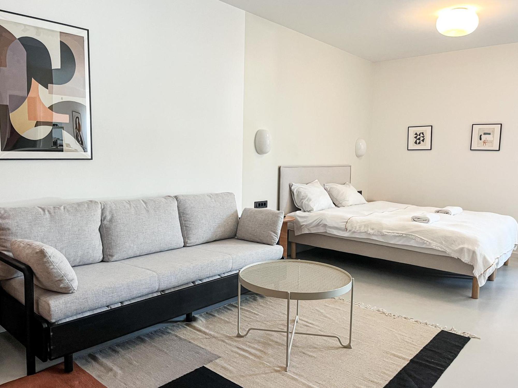 Design Rooms - Kvaternik Square ซาเกร็บ ภายนอก รูปภาพ