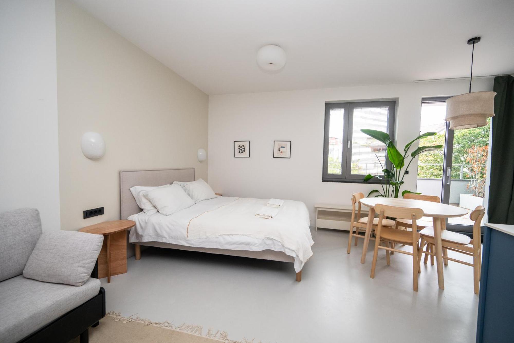 Design Rooms - Kvaternik Square ซาเกร็บ ภายนอก รูปภาพ
